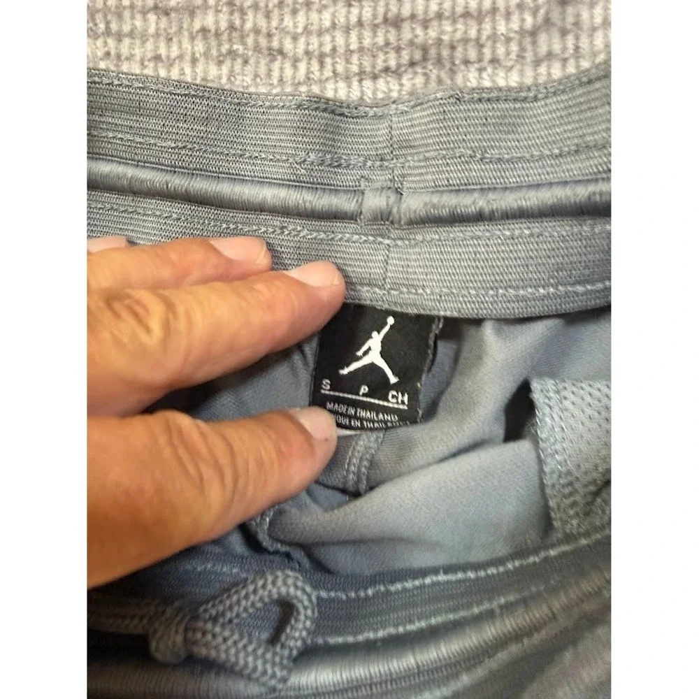 Jordan Mens Dri-FIT Athletic Basketball Shorts Gray Jumpman Size Small 28X10